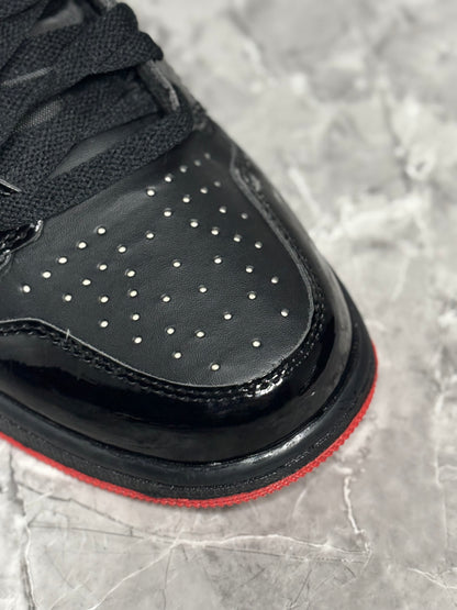 Jordan 1 Retro High "Black/Red"