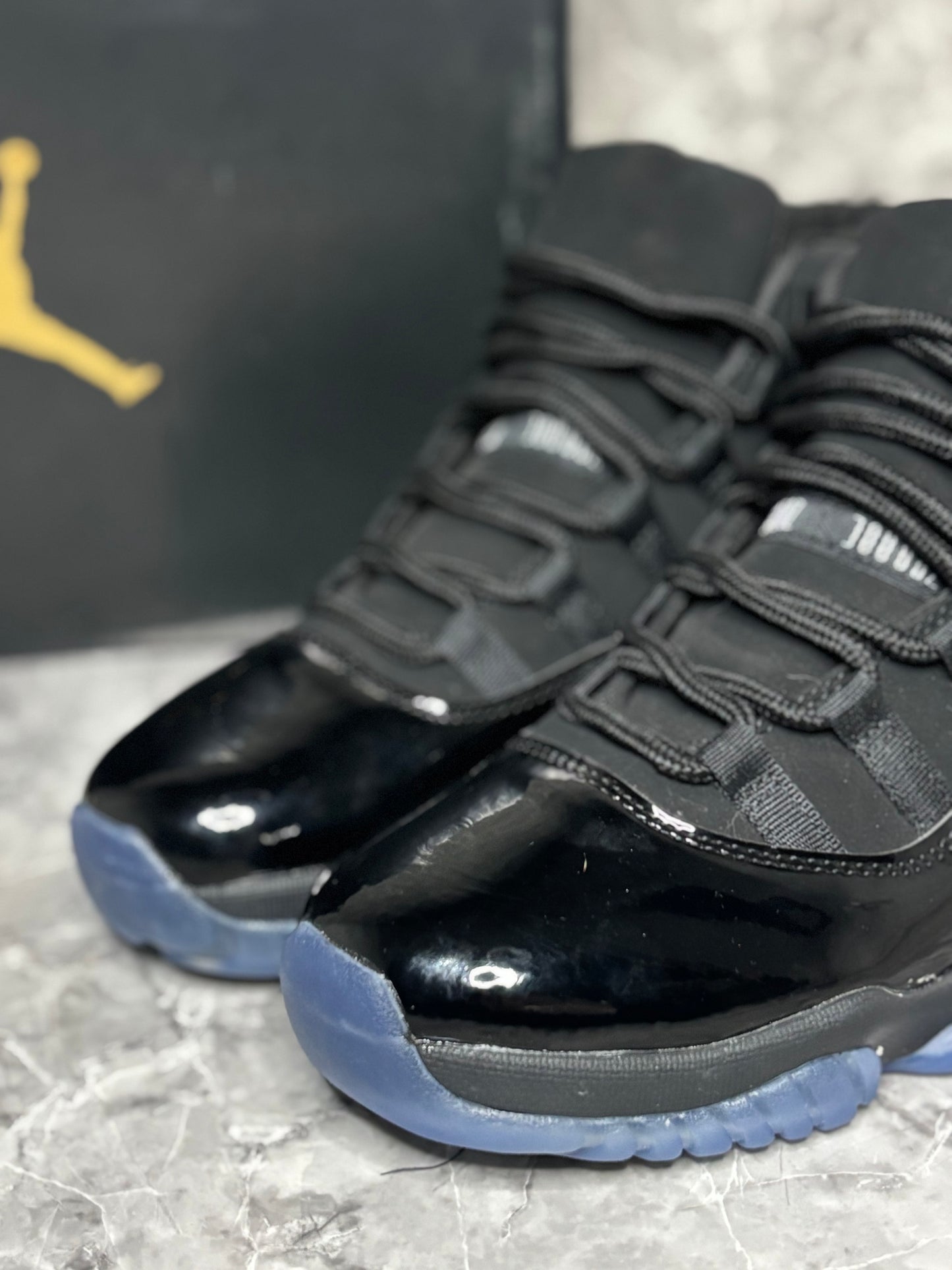 Jordan 11 Retro "Cap and Gown"