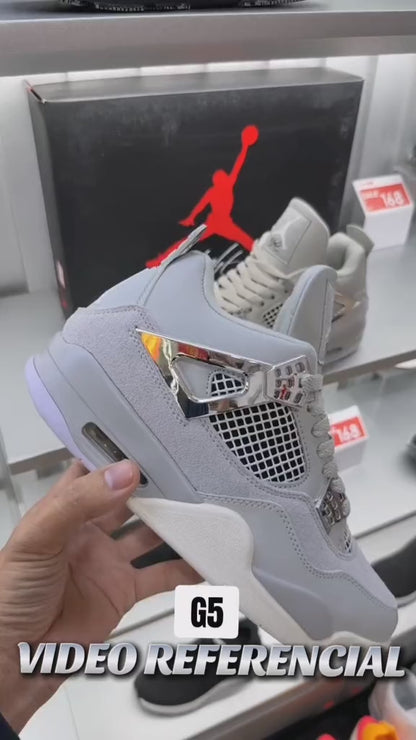 Air Jordan 4 Retro "Frozen Moments"
