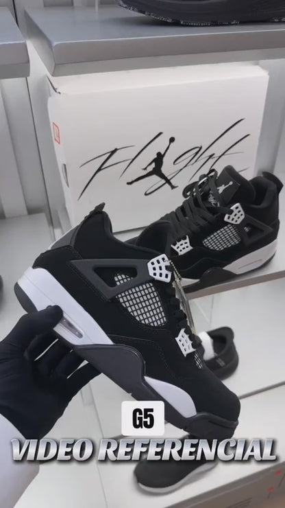 Air Jordan 4 Retro "White Thunder"
