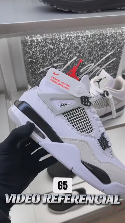 Air Jordan 4 Retro "Military Black"